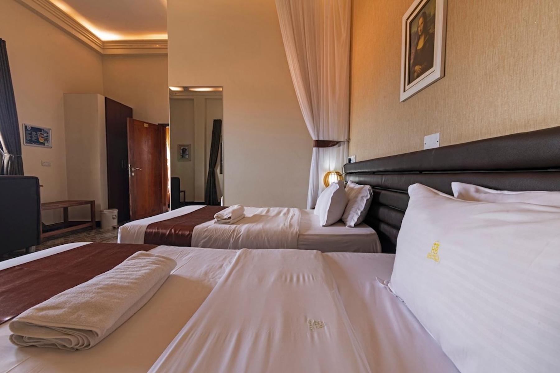 Hoima Buffalo Hotel & Business Hub Ltd المظهر الخارجي الصورة