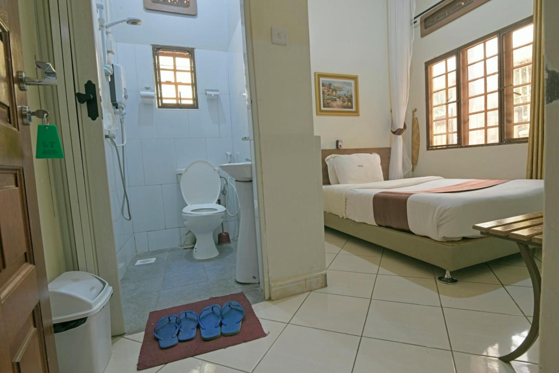Hoima Buffalo Hotel & Business Hub Ltd المظهر الخارجي الصورة