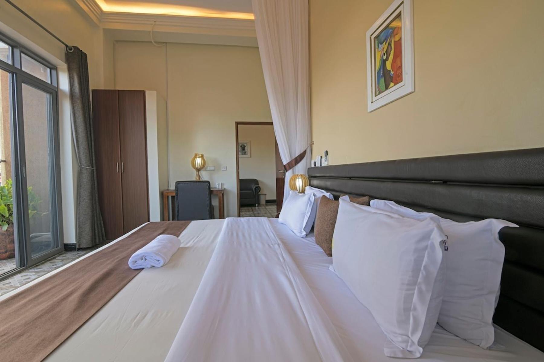 Hoima Buffalo Hotel & Business Hub Ltd المظهر الخارجي الصورة